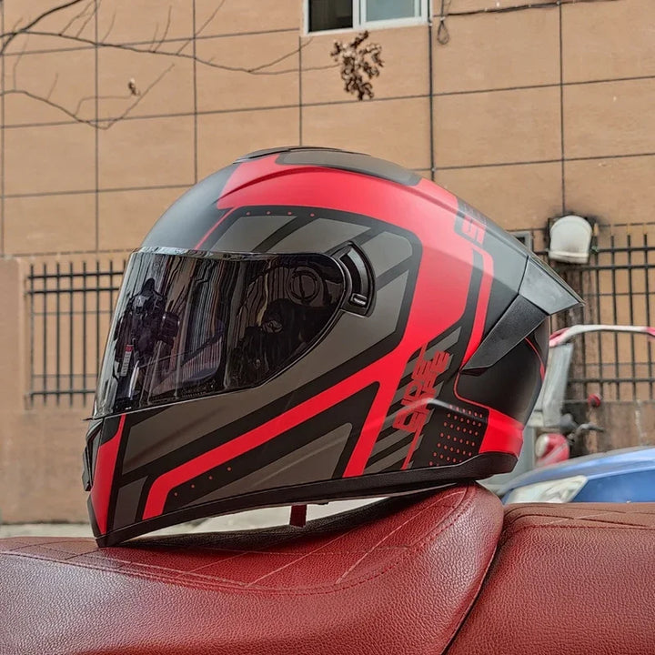 Premium Full Face Racing Motorcycle Helmet – Winter Warm Double Visor, Motorbike Sports Helmet, Adjustable Ventilation